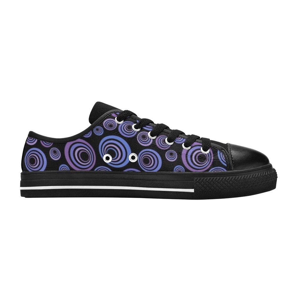 Retro Psychedelic Pretty Purple Pattern Men's Classic Canvas Shoes (Model 018)