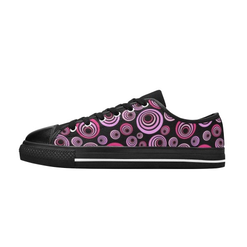Retro Psychedelic Pretty Pink Pattern Men's Classic Canvas Shoes (Model 018)