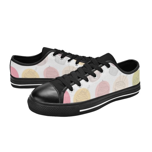 Colorful Cupcakes Women's Classic Canvas Shoes (Model 018)